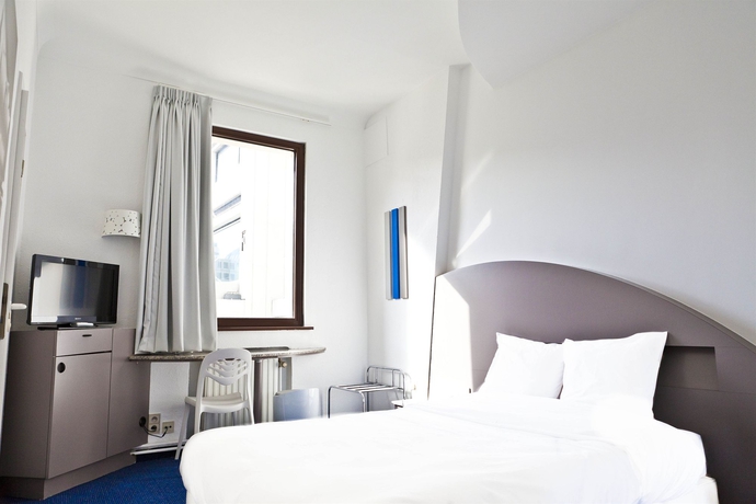 Imagen de la habitación del Hotel Siru. Foto 7