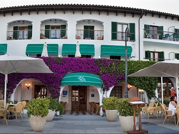 Imagen general del Hotel Sis Pins. Foto 7