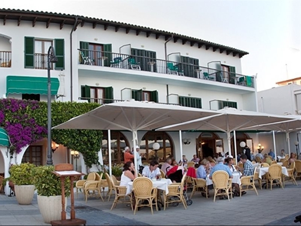 Imagen general del Hotel Sis Pins. Foto 4