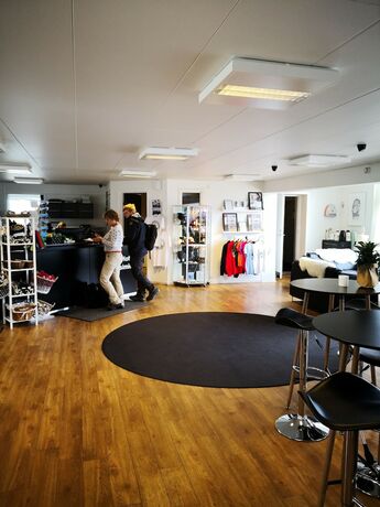 Imagen de los interiores del Hotel Sisimiut. Foto 37