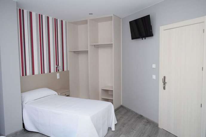 Imagen de la habitación del Hotel Siskets and Restaurante. Foto 11