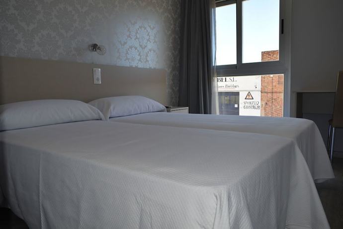 Imagen de la habitación del Hotel Siskets and Restaurante. Foto 12