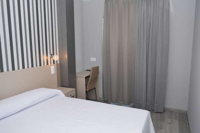 Imagen de la habitación del Hotel Siskets and Restaurante. Foto 19