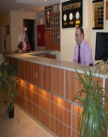 Imagen de los interiores del Hotel Sisli. Foto 10