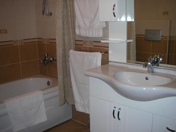 Imagen de la habitación del Hotel Sisli. Foto 6