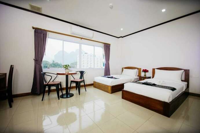 Imagen general del Hotel Sisombat Plaza. Foto 1