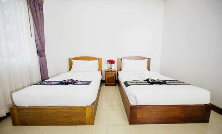 Imagen general del Hotel Sisombat Plaza. Foto 4