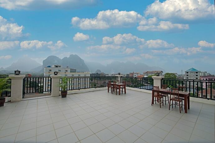 Imagen general del Hotel Sisombat Plaza. Foto 10