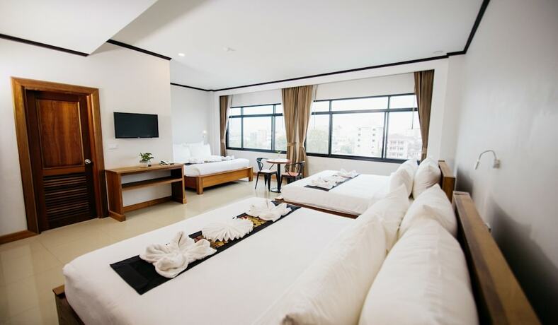Imagen de la habitación del Hotel Sisombat Plaza. Foto 14