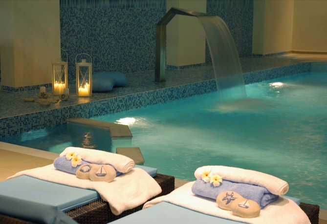 Imagen de la piscina del Hotel Sissi Bay Resort. Foto 15