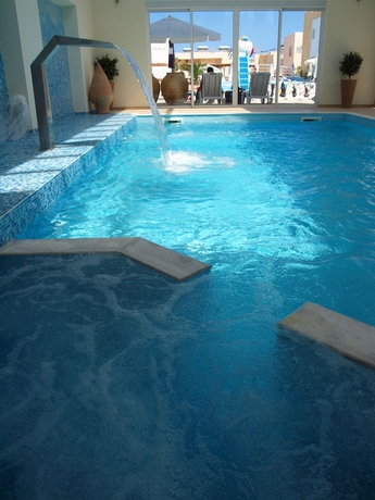 Imagen de la piscina del Hotel Sissi Bay Resort. Foto 18