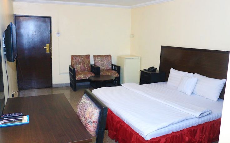 Imagen de la habitación del Hotel Sissi. Foto 7