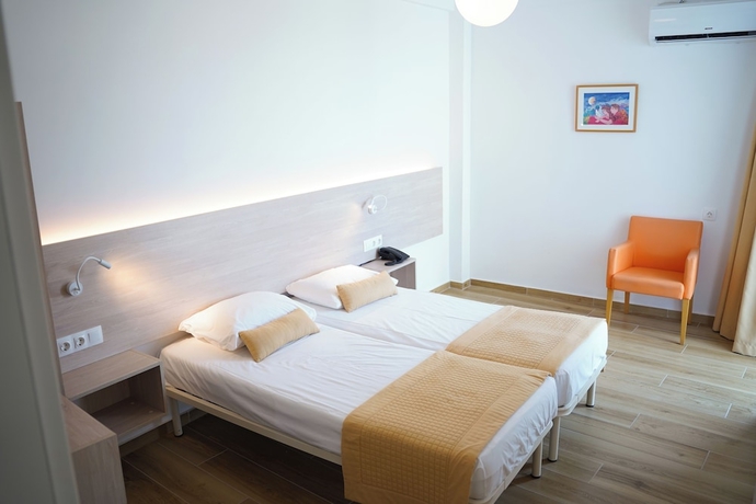 Imagen de la habitación del Hotel Sissy. Foto 9