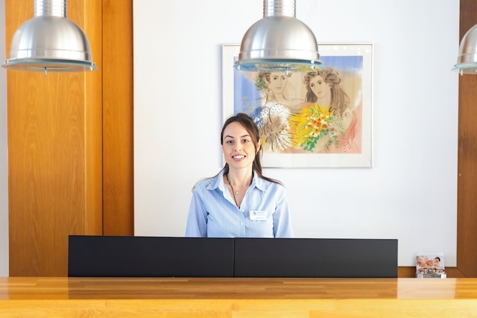 Imagen de los interiores del Hotel Sissy. Foto 14