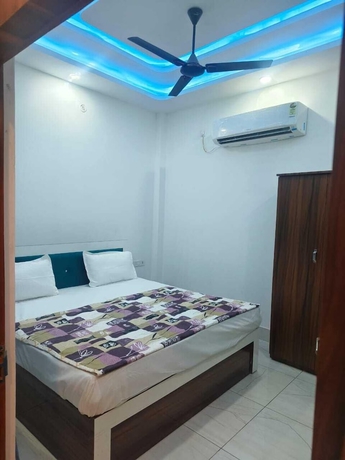 Imagen de la habitación del Hotel Sita Palace. Foto 4