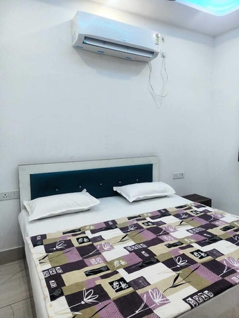 Imagen de la habitación del Hotel Sita Palace. Foto 11
