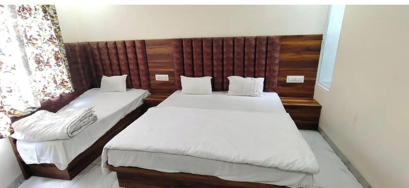 Imagen de la habitación del Hotel Sita Shree. Foto 11