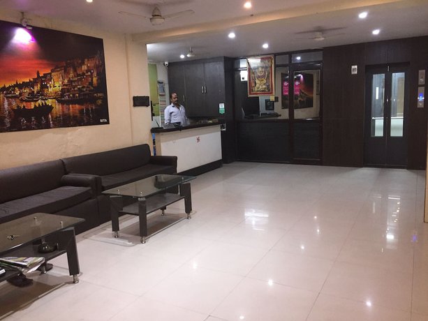 Imagen de los interiores del Hotel Sita, Varanasi. Foto 16