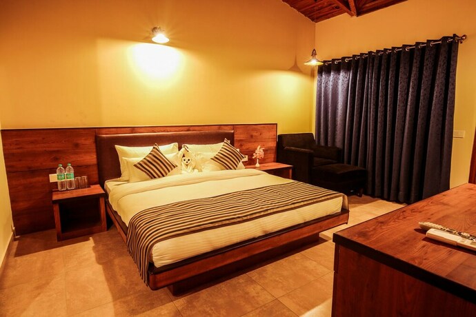 Imagen de la habitación del Hotel Sitabani Jungle and Spa Resort. Foto 26