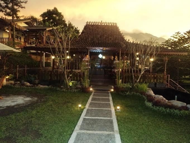 Imagen de los exteriores del Hotel Sitamiang Resort. Foto 11