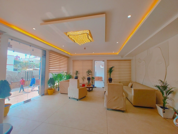 Imagen de los interiores del Hotel Sitaynam and Resort-Infront RAM Temp. Foto 16