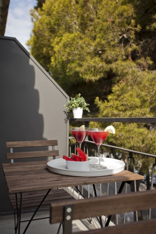 Imagen de los exteriores del Hotel Sitges, Sitges. Foto 16