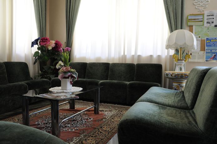 Imagen de los interiores del Hotel Siviglia. Foto 19