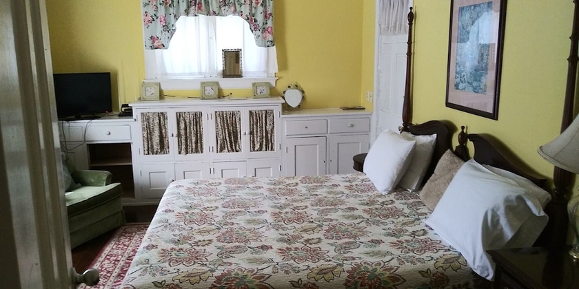 Imagen de la habitación del Hotel Six Acres Bed and Breakfast. Foto 2