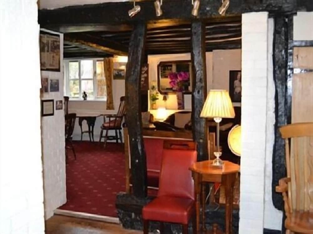 Imagen del bar/restaurante del Hotel Six Bells. Foto 6