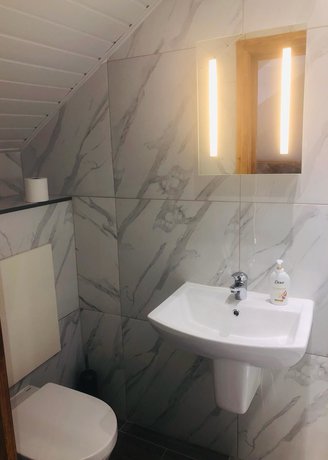 Imagen de la habitación del Hotel Six Bellss. Foto 14