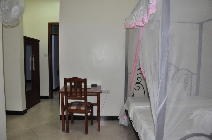 Imagen de la habitación del Hotel Six Eight Motel. Foto 10