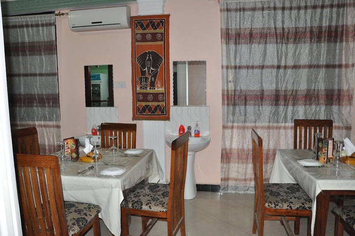 Imagen del bar/restaurante del Hotel Six Eight Motel. Foto 3