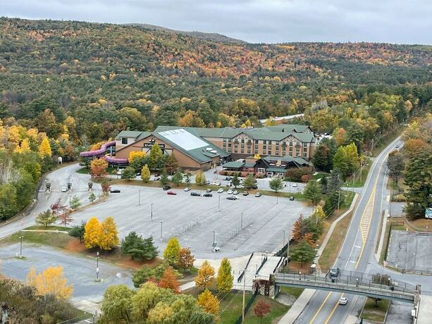 Imagen general del Hotel Six Flags Lodge And Indoor Waterpark. Foto 6