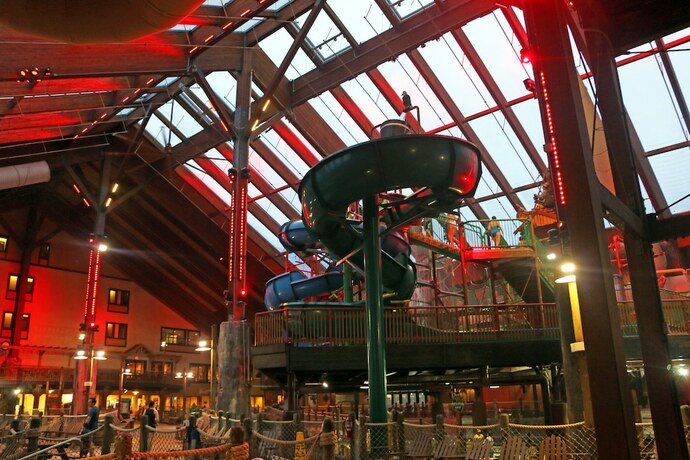 Imagen general del Hotel Six Flags Lodge And Indoor Waterpark. Foto 10