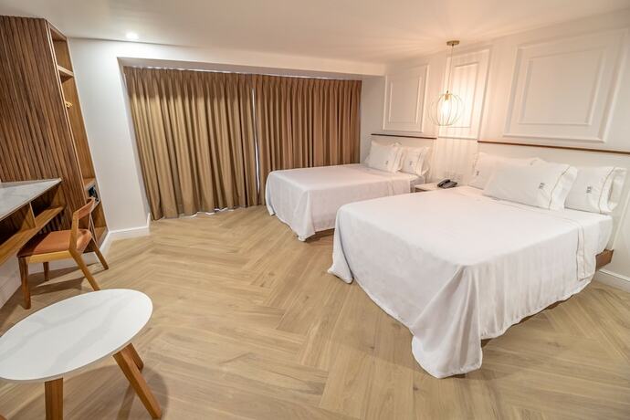 Imagen de la habitación del Hotel Six Guadalajara Degollado. Foto 15