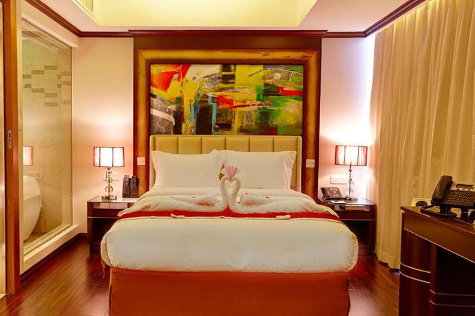 Imagen de la habitación del Hotel Six Seasons. Foto 5