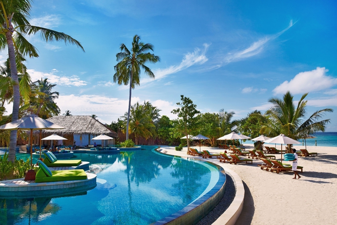 Imagen de la piscina del Hotel Six Senses Laamu. Foto 16