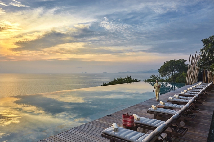 Imagen de los exteriores del Hotel Six Senses Samui. Foto 10