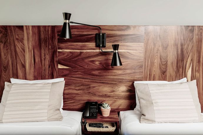 Imagen de la habitación del Hotel Six Two Four. Foto 13