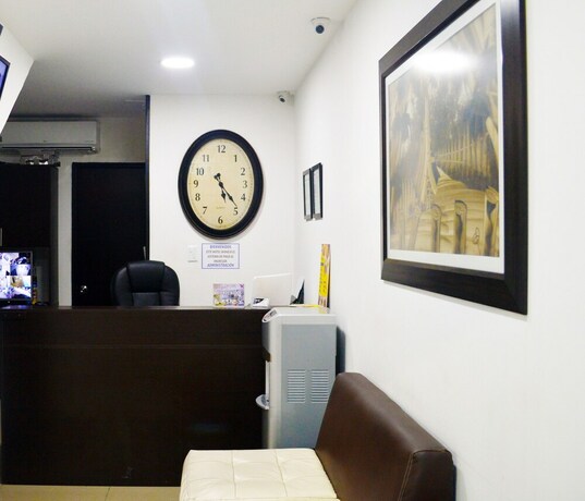 Imagen de los interiores del Hotel Sixth House Suite. Foto 12