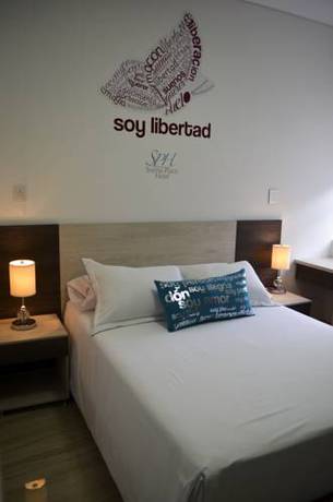 Imagen de la habitación del Hotel Sixtina Plaza. Foto 5
