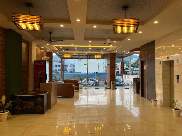 Imagen de los interiores del Hotel Siya Ram. Foto 18