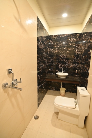 Imagen de la habitación del Hotel Siyaram. Foto 12