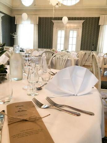 Imagen del bar/restaurante del Hotel Sj&ouml;bo G&auml;stgifvareg&aring;rd. Foto 17