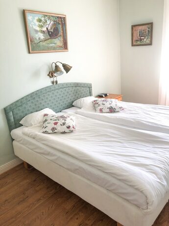 Imagen de la habitación del Hotel Sj&ouml;bo G&auml;stgifvareg&aring;rd. Foto 18