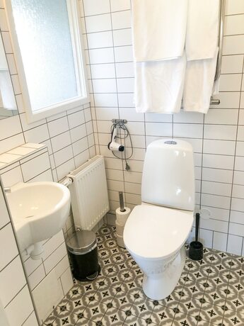 Imagen de la habitación del Hotel Sj&ouml;bo G&auml;stgifvareg&aring;rd. Foto 20