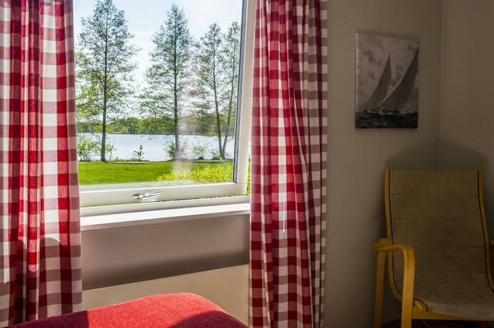 Imagen de la habitación del Hotel Sj&ouml;villan Konferens. Foto 8