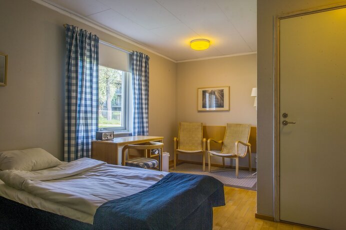 Imagen de la habitación del Hotel Sj&ouml;villan Konferens. Foto 9