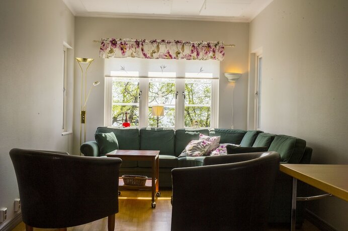 Imagen de la habitación del Hotel Sj&ouml;villan Konferens. Foto 13