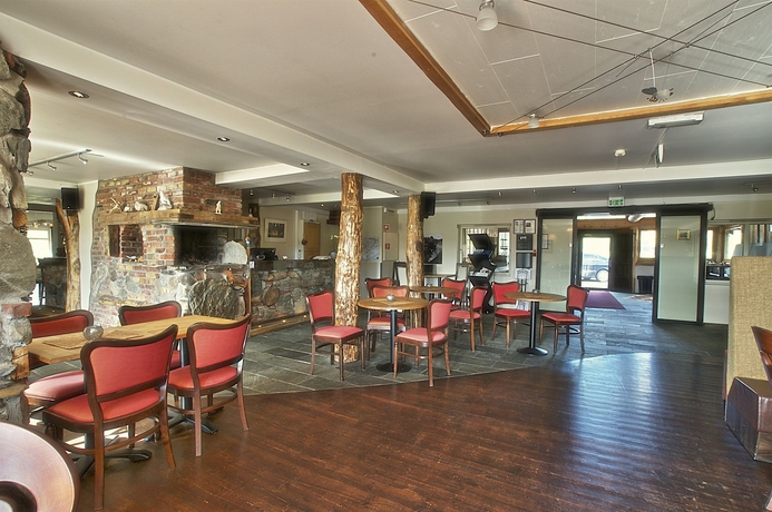 Imagen de los interiores del Hotel Skaidi. Foto 5